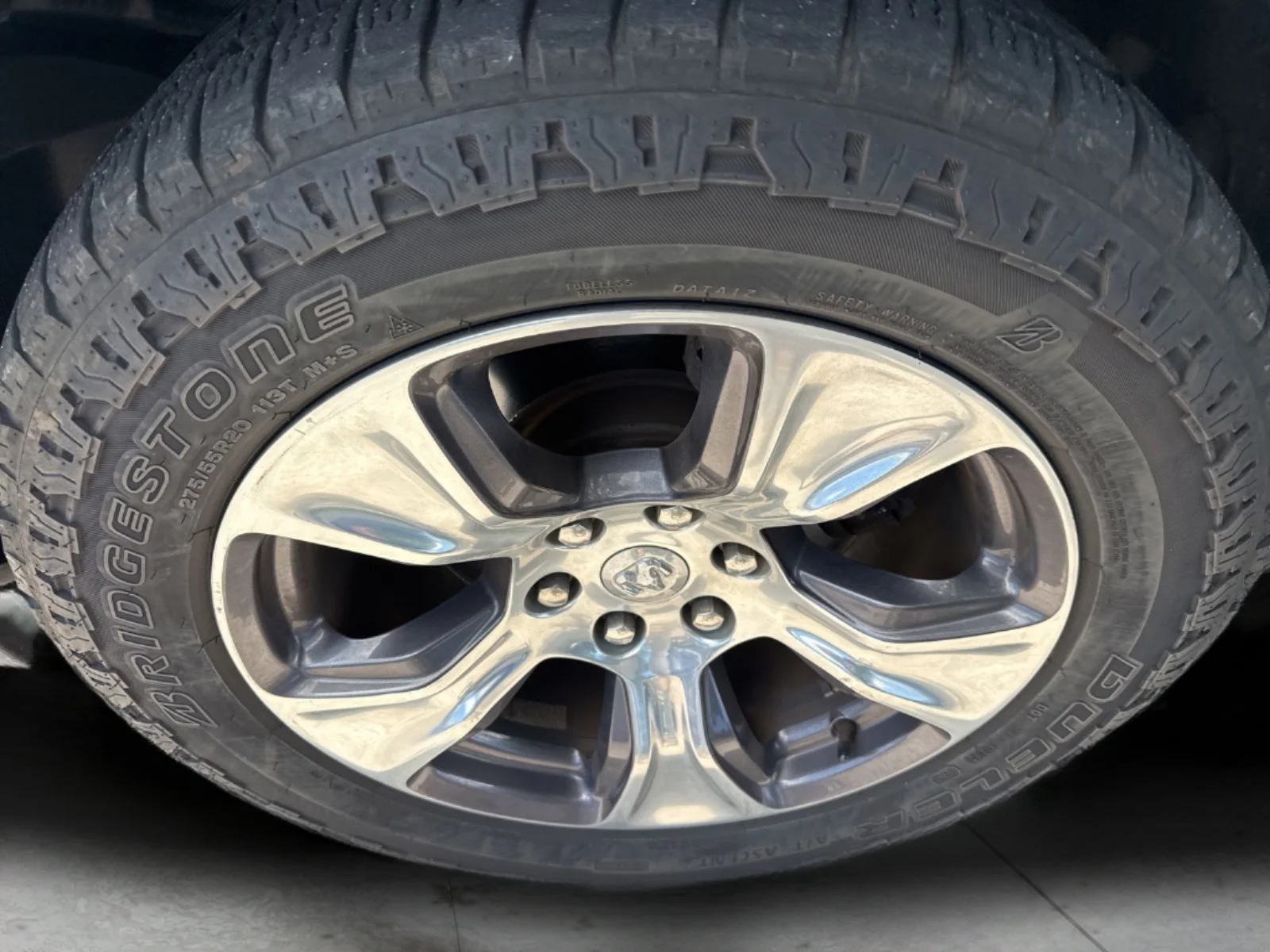 Used 2019 Billet Silver Metallic Ram Laramie image 20
