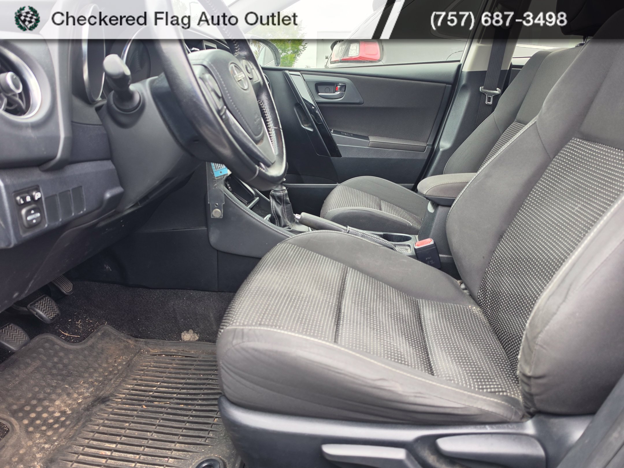 Used 2016 Blizzard Pearl Scion Base image 8