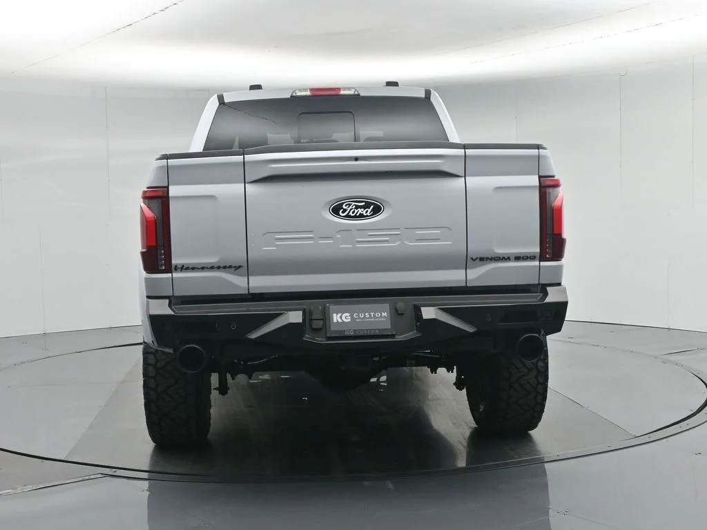 New 2025 White Ford Lariat image 31