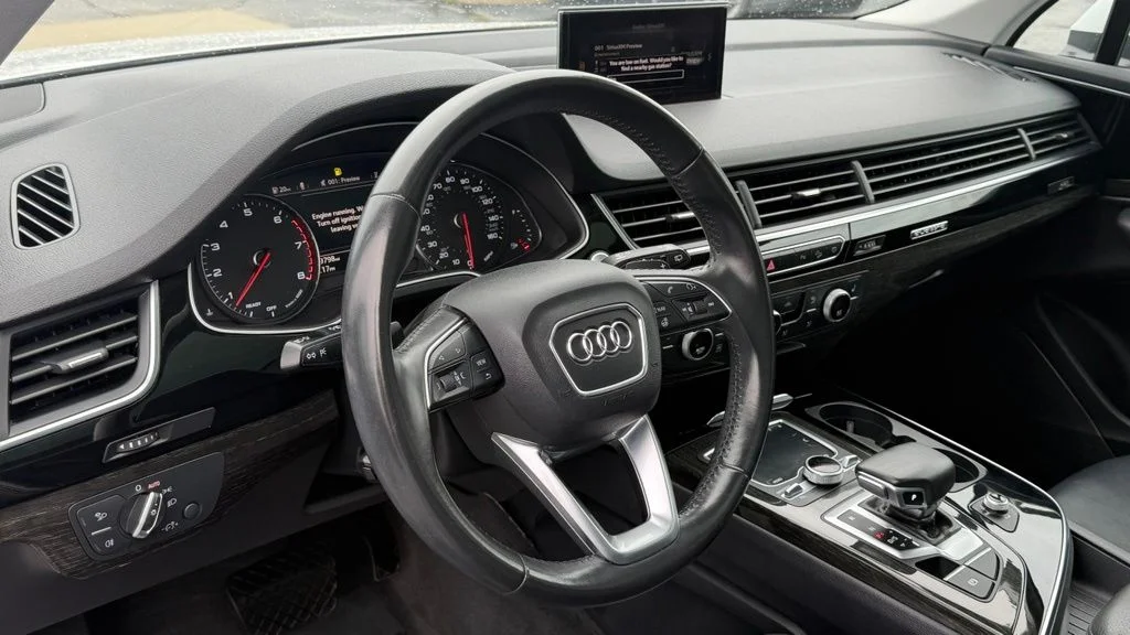 Used 2019  Audi 55 Premium quattro image 12