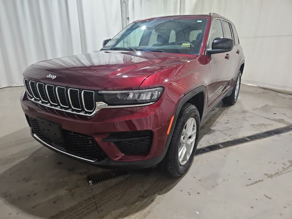 2024 Jeep Grand Cherokee Laredo X 4x4's photo
