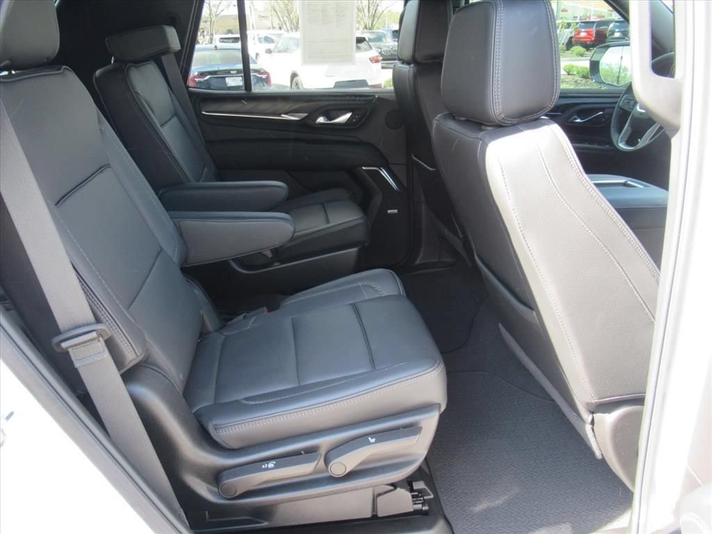 2024 GMC Yukon Denali - Photo 34