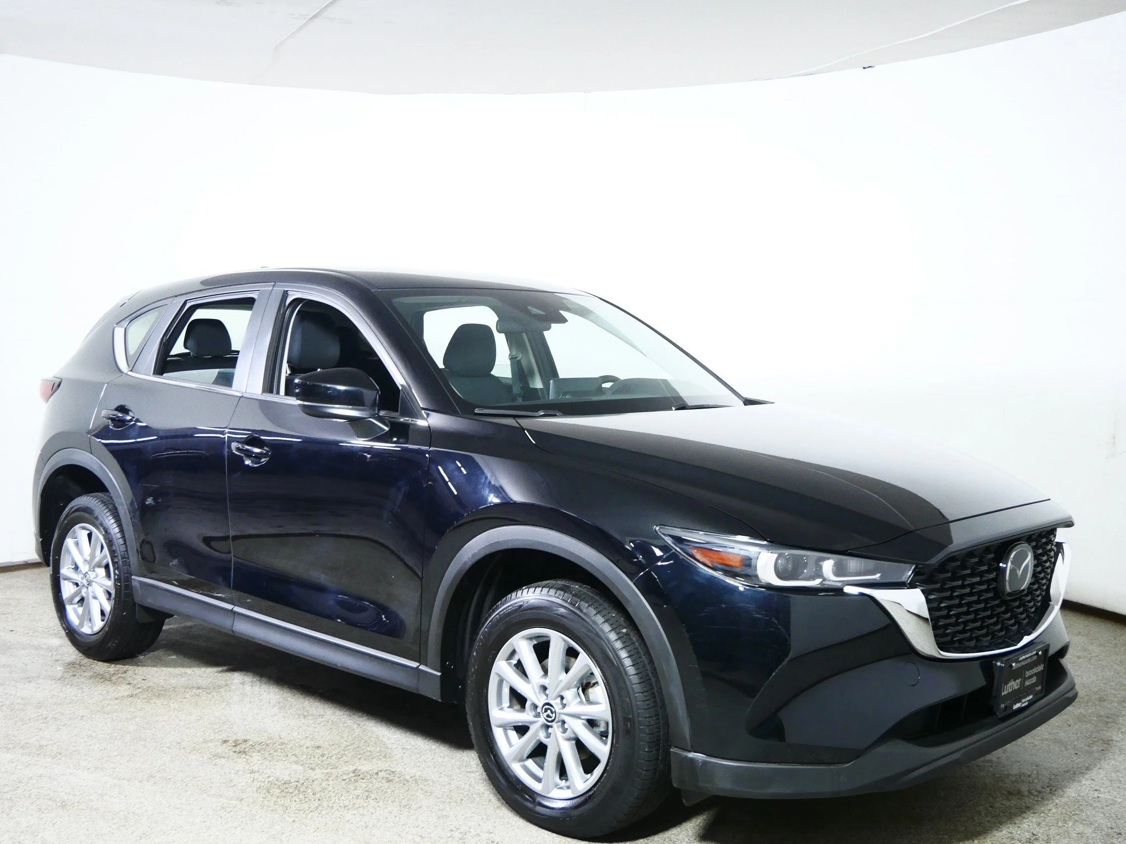 2023 Mazda CX-5 S Auto AWD's photo