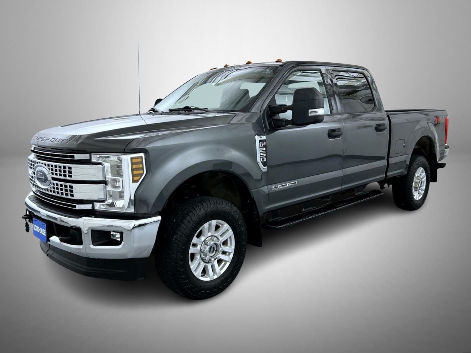 Used 2019 Gray Ford XLT image 1