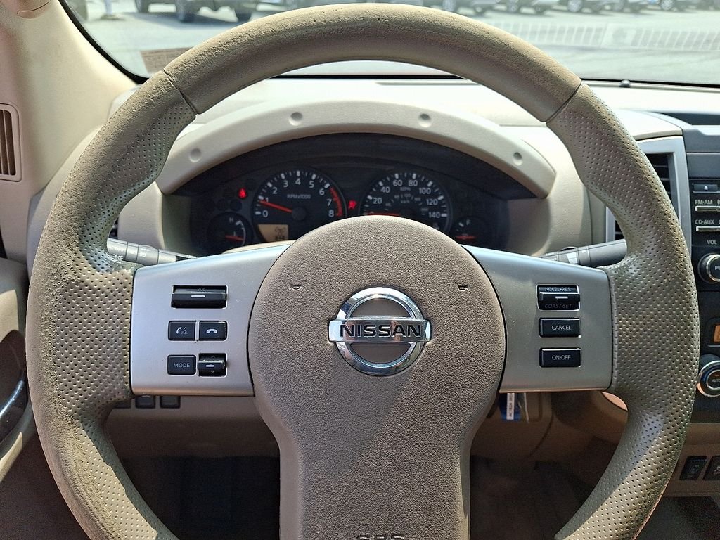 Used 2014 Red Nissan SV image 20