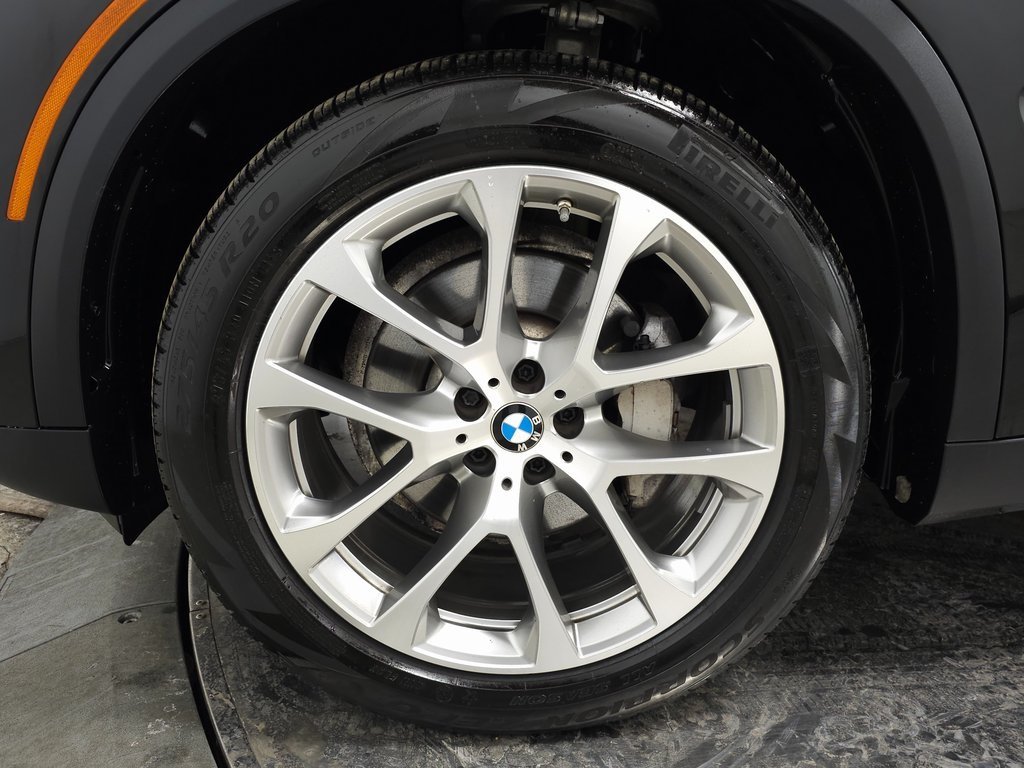 2022 BMW X5 - Image 13