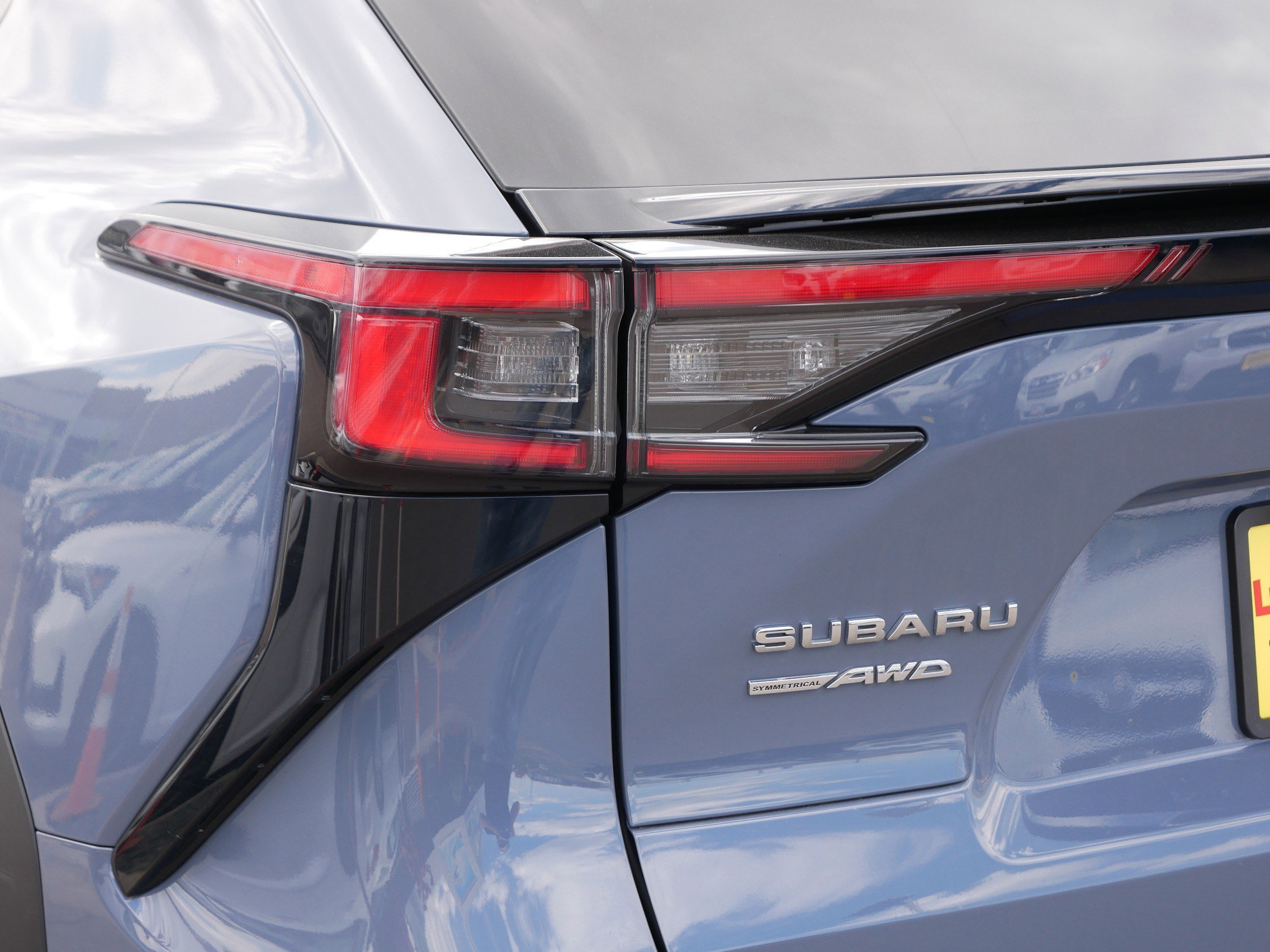 Used 2023 Harbor Mist Gray Pearl Subaru Limited image 17