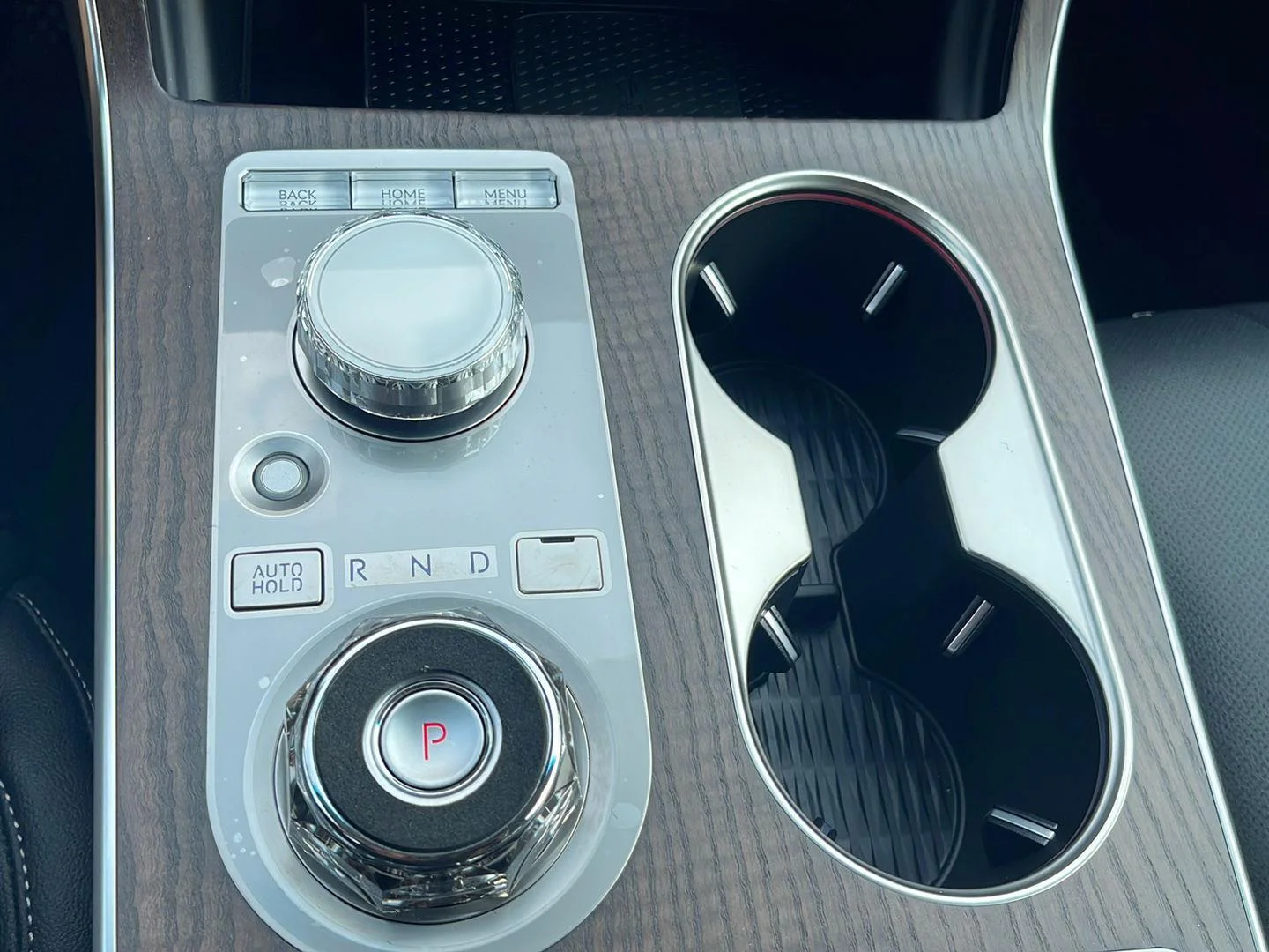 New 2026 Capri Blue Genesis 2.5T Select image 26
