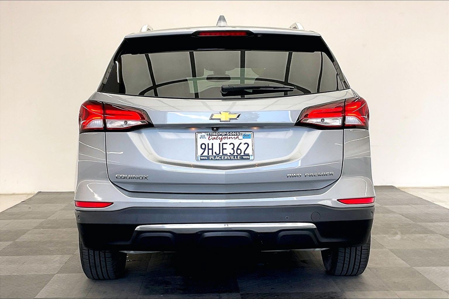 Used 2023 Sterling Gray Metallic Chevrolet Premier image 3