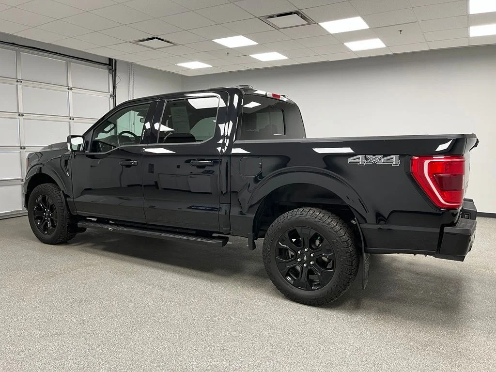 Used 2023 Black Ford XLT image 7