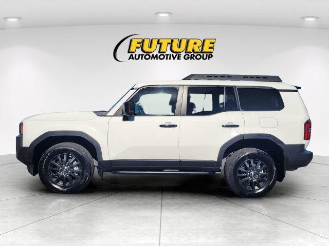 Used 2024 White Toyota Base image 6