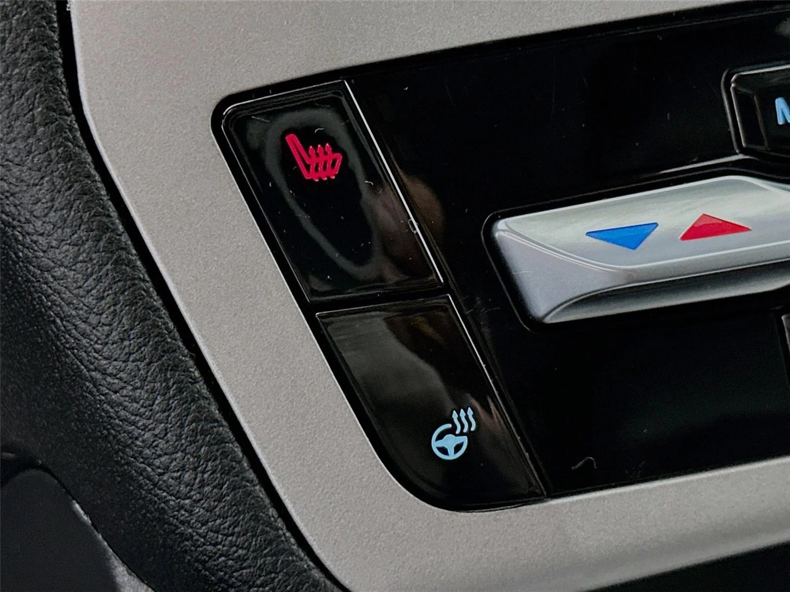 Used 2024  Ford XLT image 16