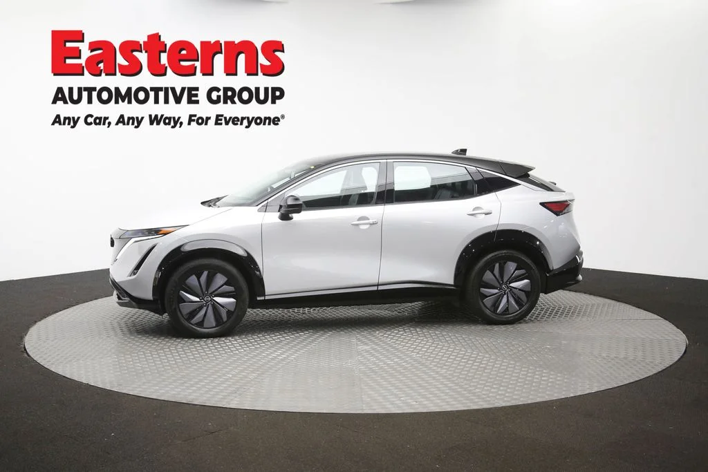 Used 2023 Silver Nissan ENGAGE image 57