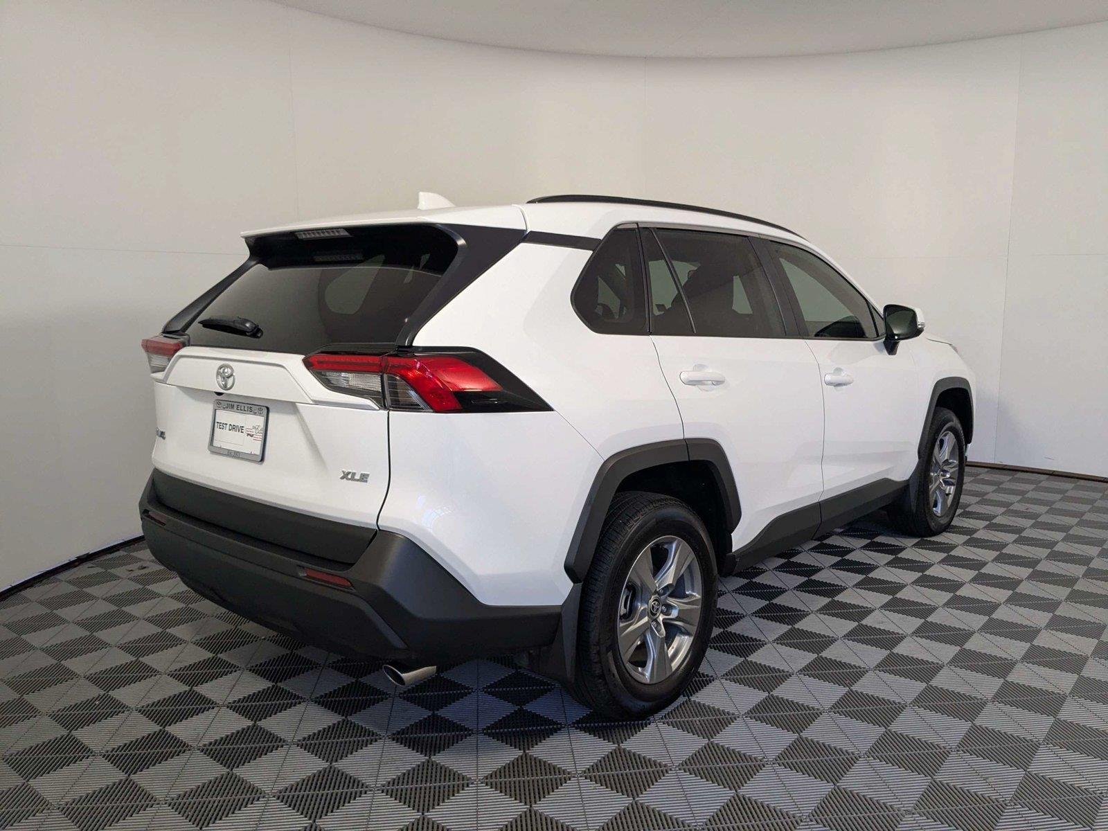 Certified Used 2025 Ice Cap Toyota XLE image 5