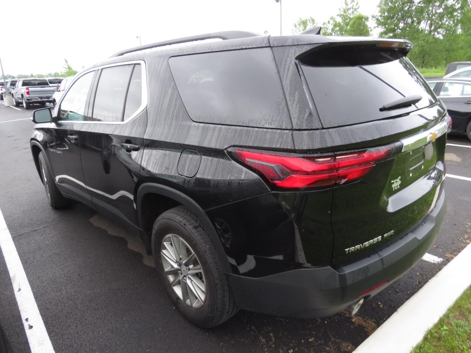 Used 2023 Mosaic Black Metallic Chevrolet LT Cloth image 11