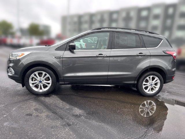 Used 2017 Ford Escape SE with VIN 1FMCU9GD1HUA94341 for sale in Sioux City, IA