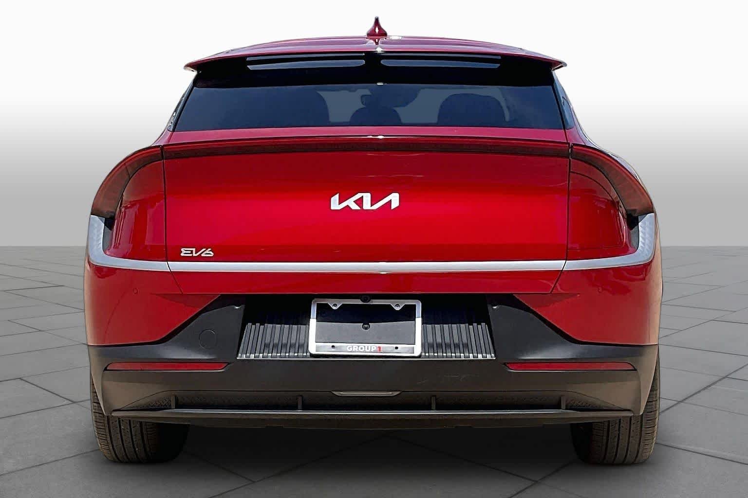 Pre-Owned 2024 Kia EV6 Light Long Range