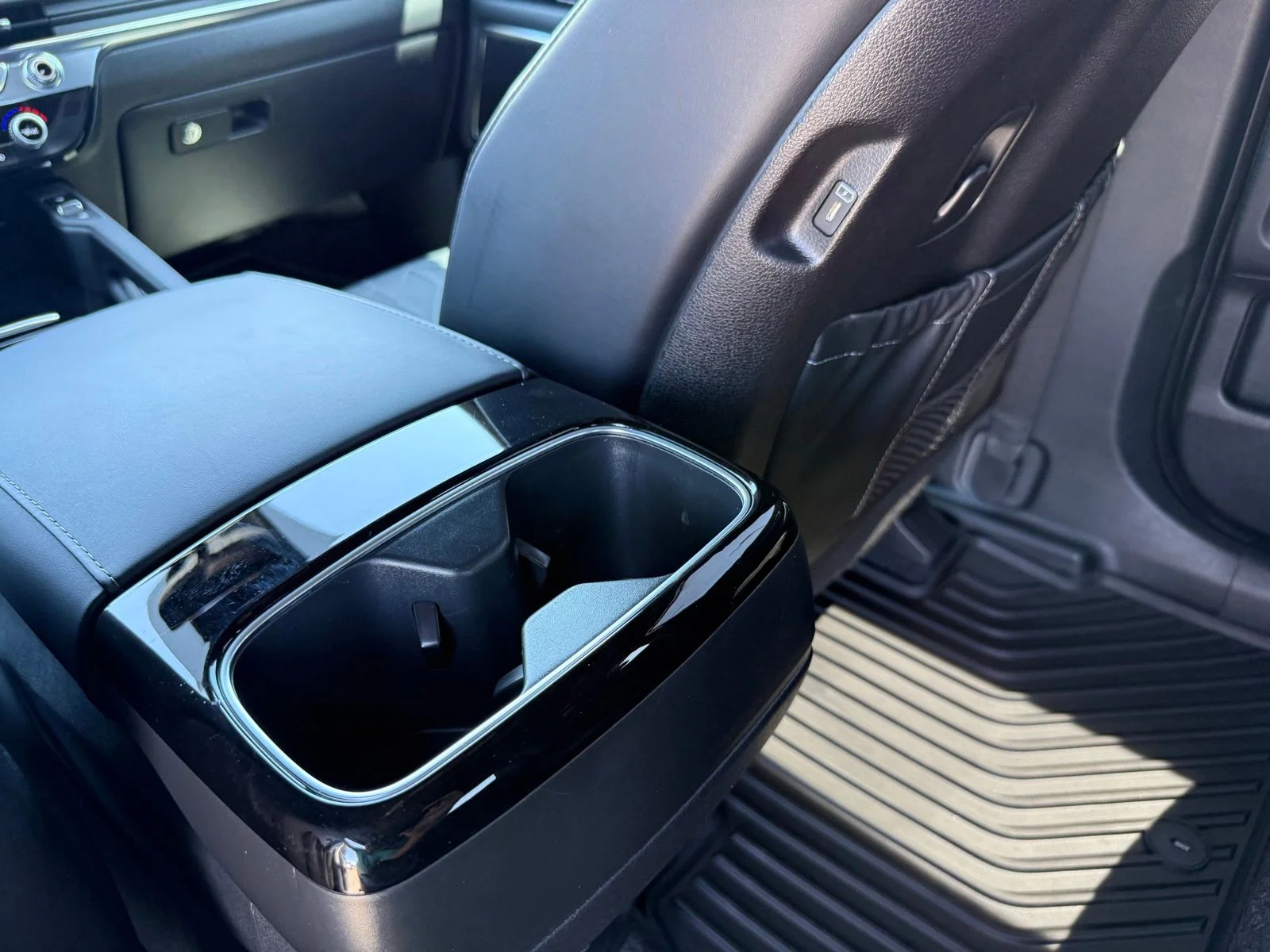2025 Kia Telluride SX Prestige X-Line - Photo 41