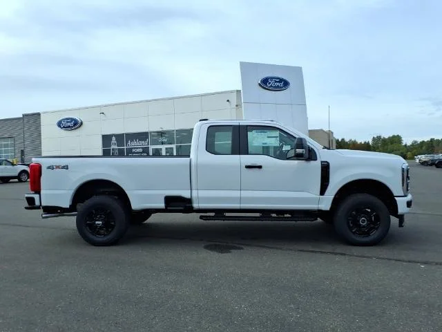 New 2026 Oxford White Ford F-350® XL image 28