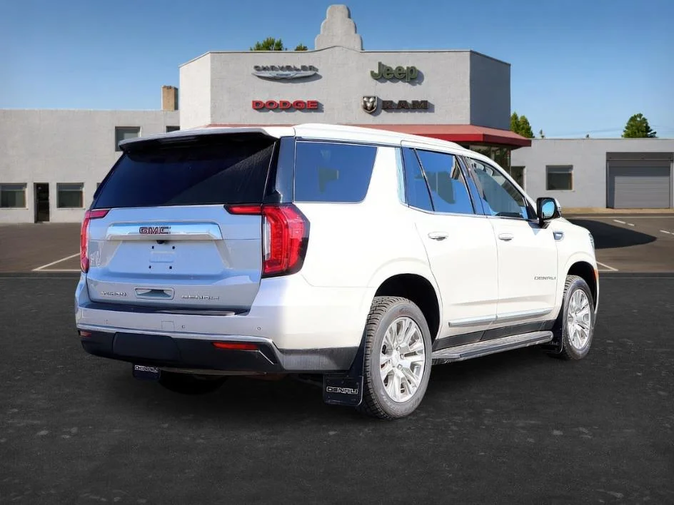 Used 2023 Pearl Beige Metallic GMC Denali image 7