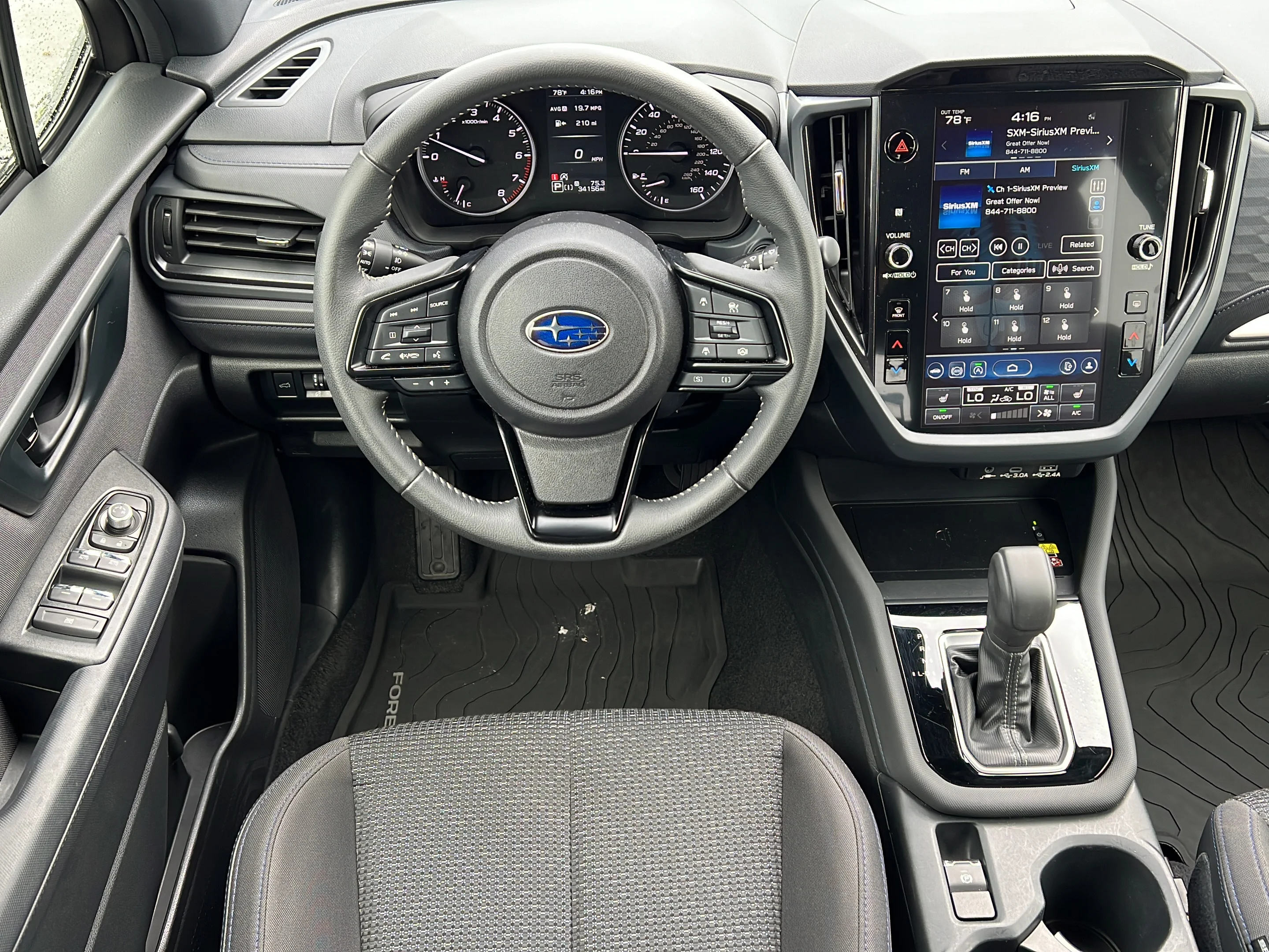 Used 2025 River Rock Pearl Subaru Premium image 15