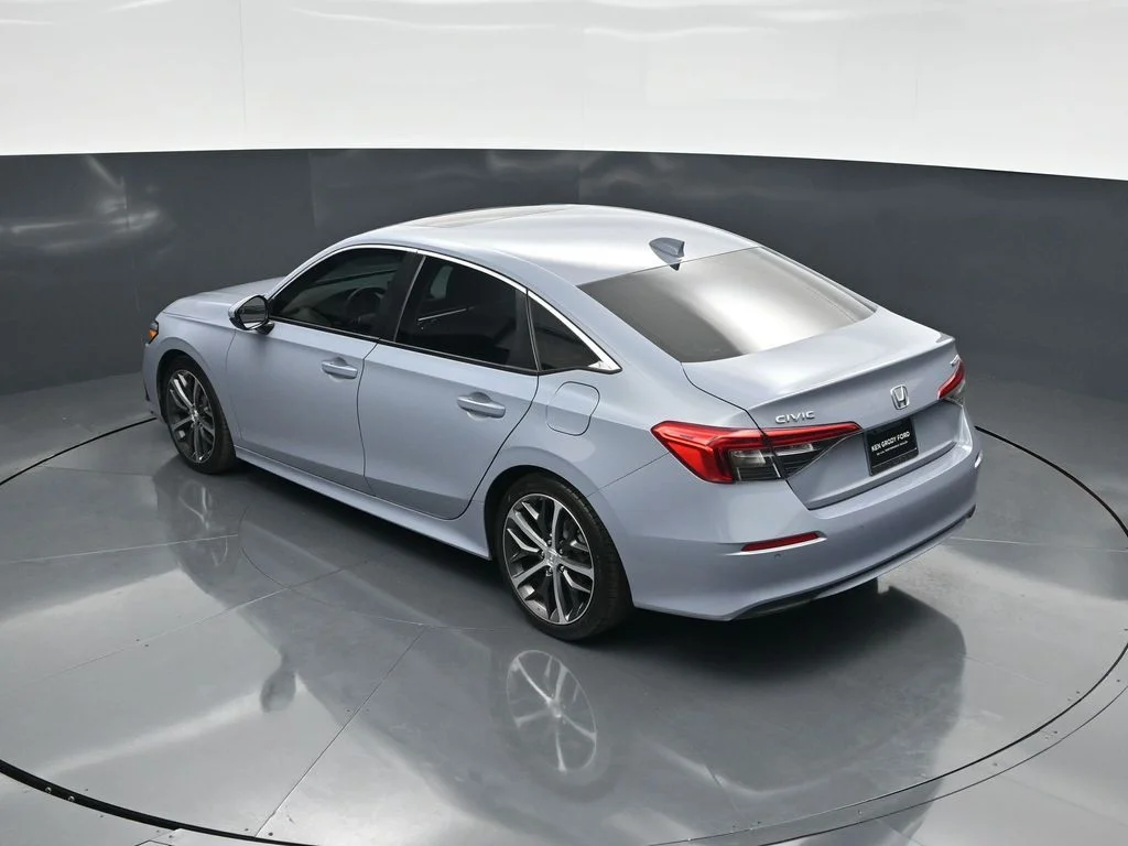 Used 2024 Gray Honda Touring image 43