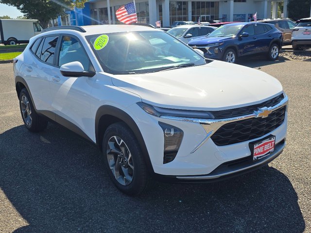 2024 Chevrolet Trax LT - Photo 9