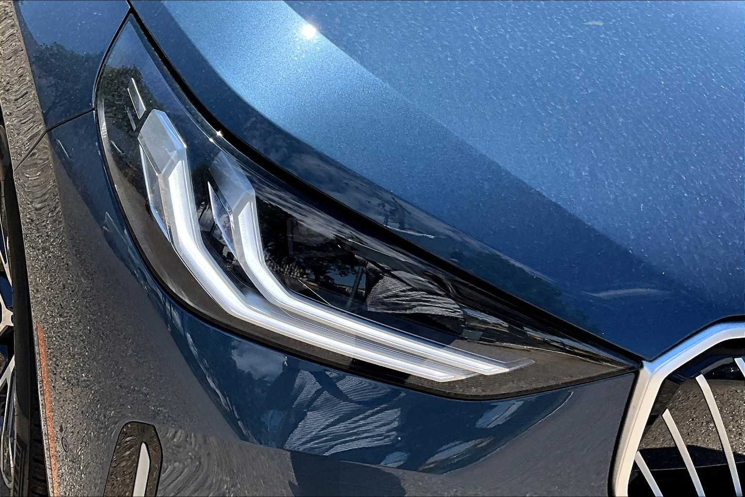 New 2026 Arctic Race Blue metallic BMW 30 xDrive image 13