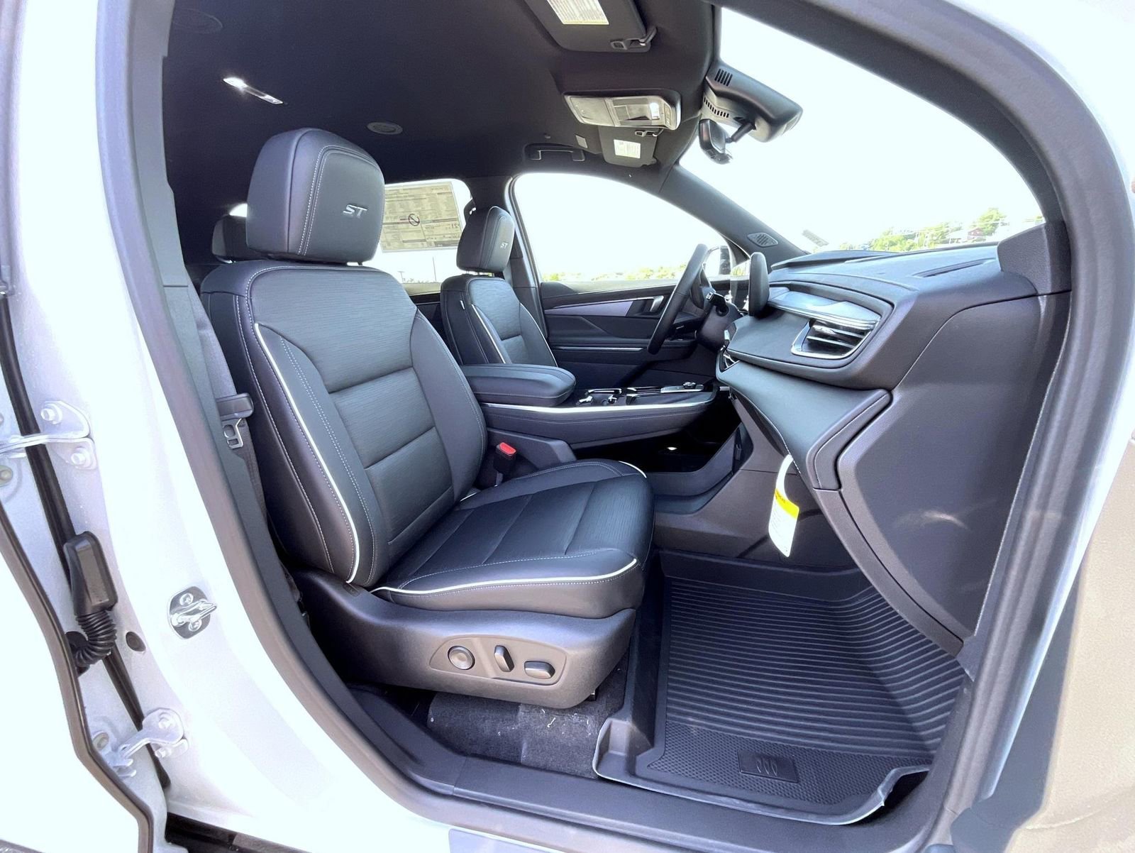 2026 Buick Enclave Sport Touring - Photo 15