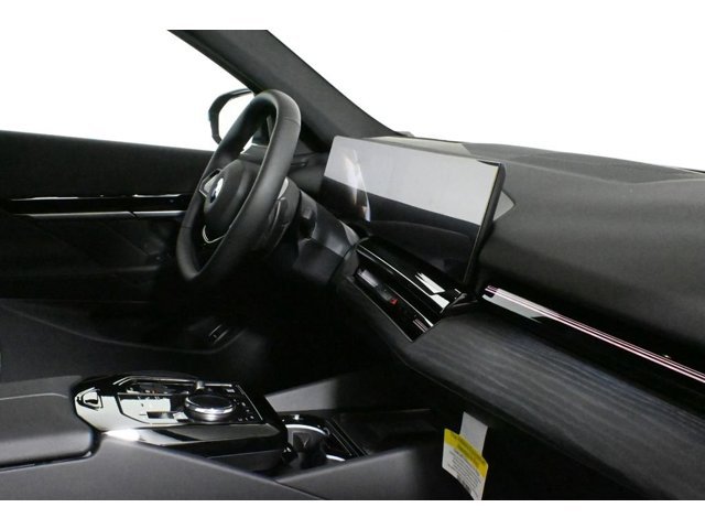2026 BMW 5 Series 530i - Photo 34