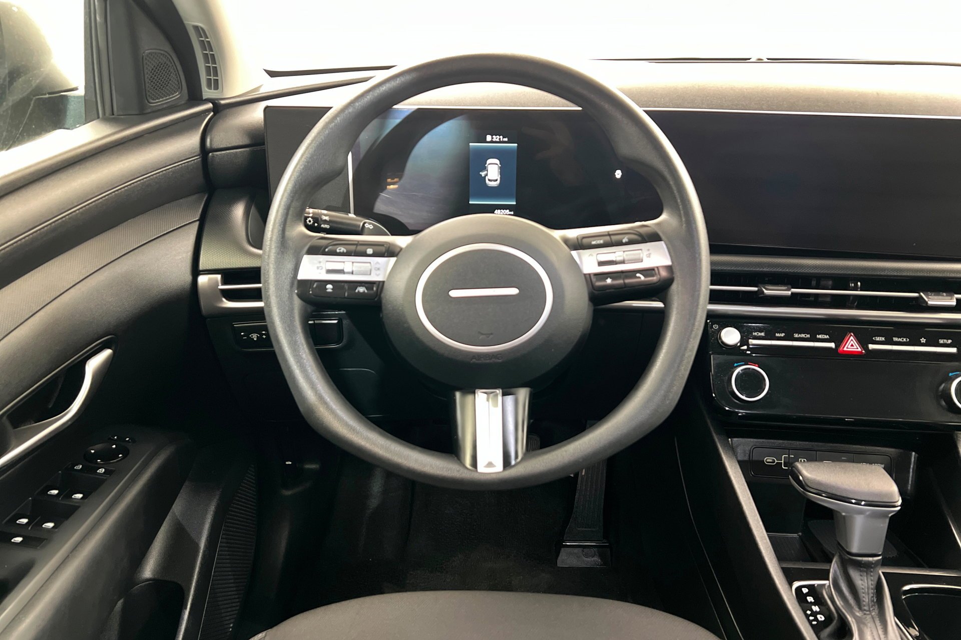 Used 2025 Rockwood Green Hyundai SEL image 13