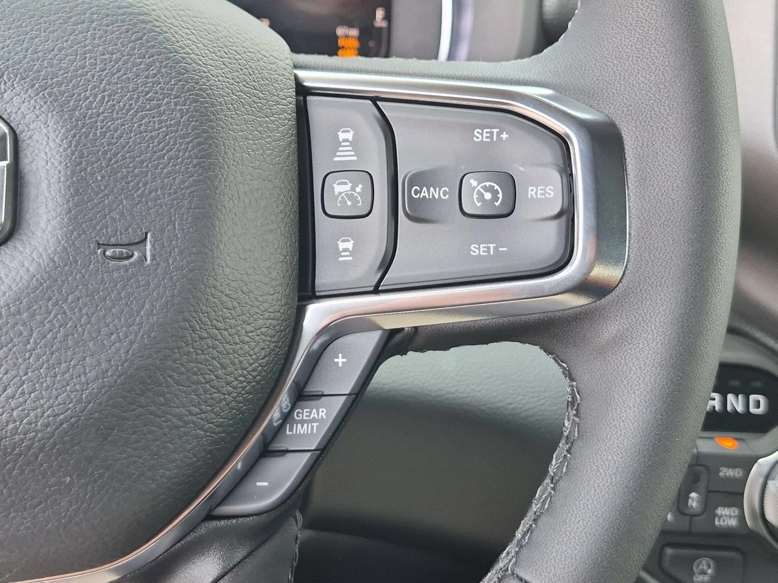 New 2026 Serrano-Green Metallic Exterior Paint RAM Laramie image 21