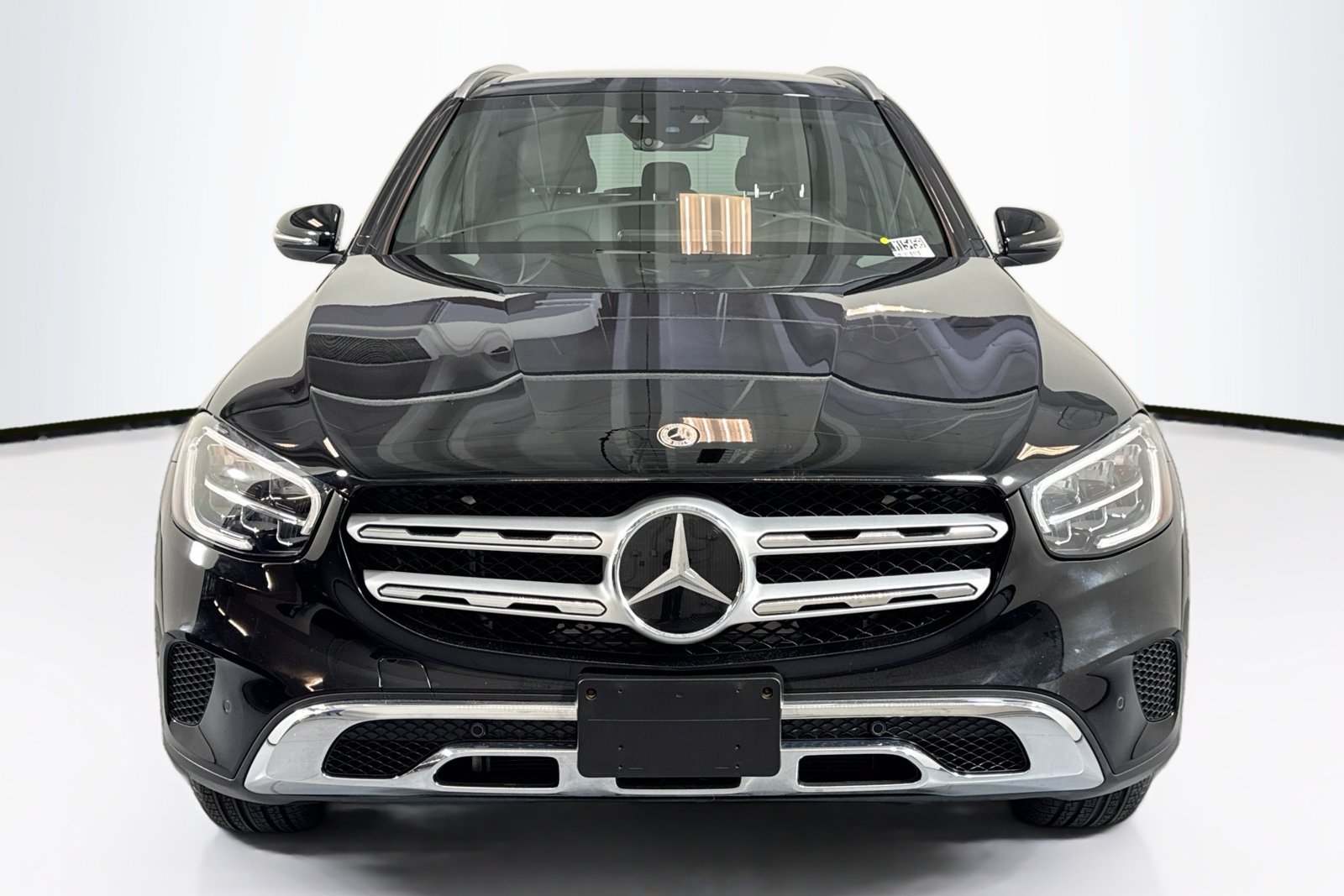 Used 2022 Black Mercedes-Benz GLC 300 image 2