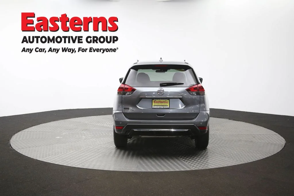 Used 2020 Gray Nissan SV image 39