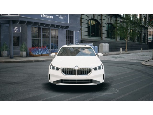 New 2027 Alpine White BMW  image 3