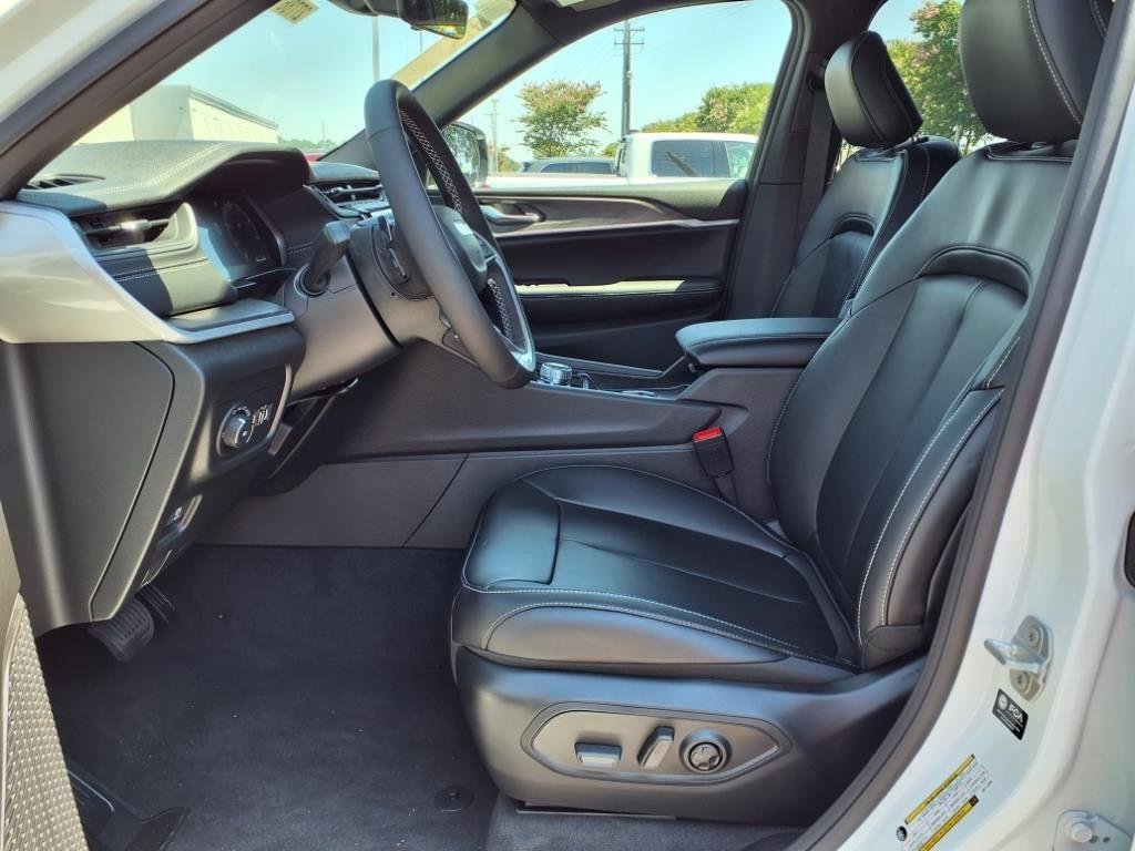 2025 Jeep Grand Cherokee L Limited - Photo 3