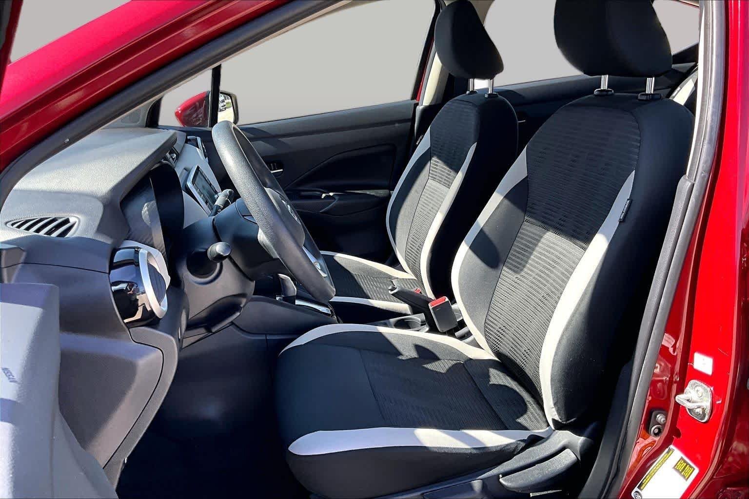Used 2020 Scarlet Ember Pearl Metallic Nissan SV image 7