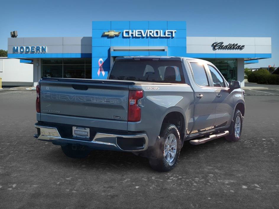 Used 2023 Sterling Gray Metallic Chevrolet LT image 4