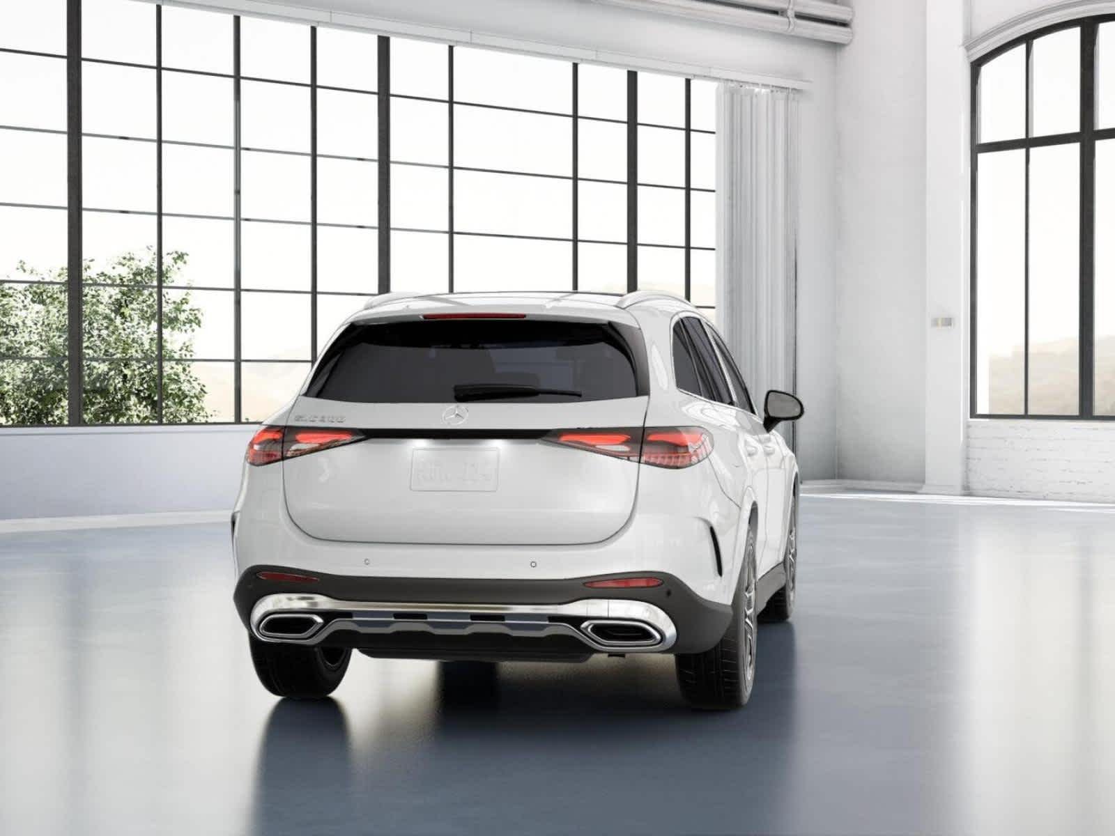 Used 2026 MANUFAKTUR Moonlight White Metallic Mercedes-Benz GLC 300 image 23
