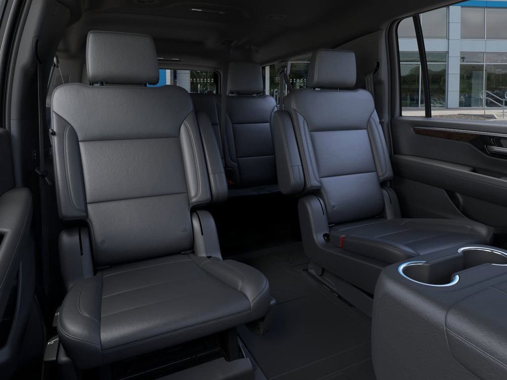 2026 Chevrolet Suburban LT - Photo 17