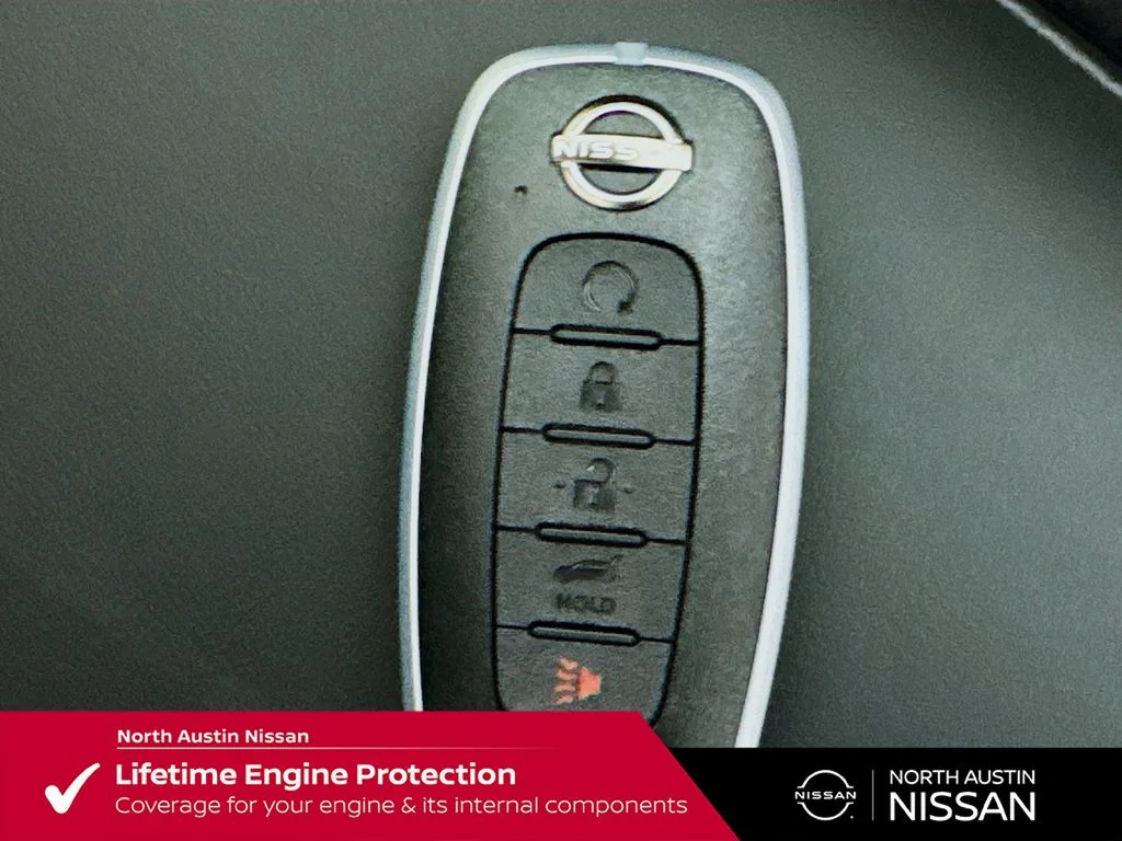 New 2026 Gray Nissan Platinum image 39