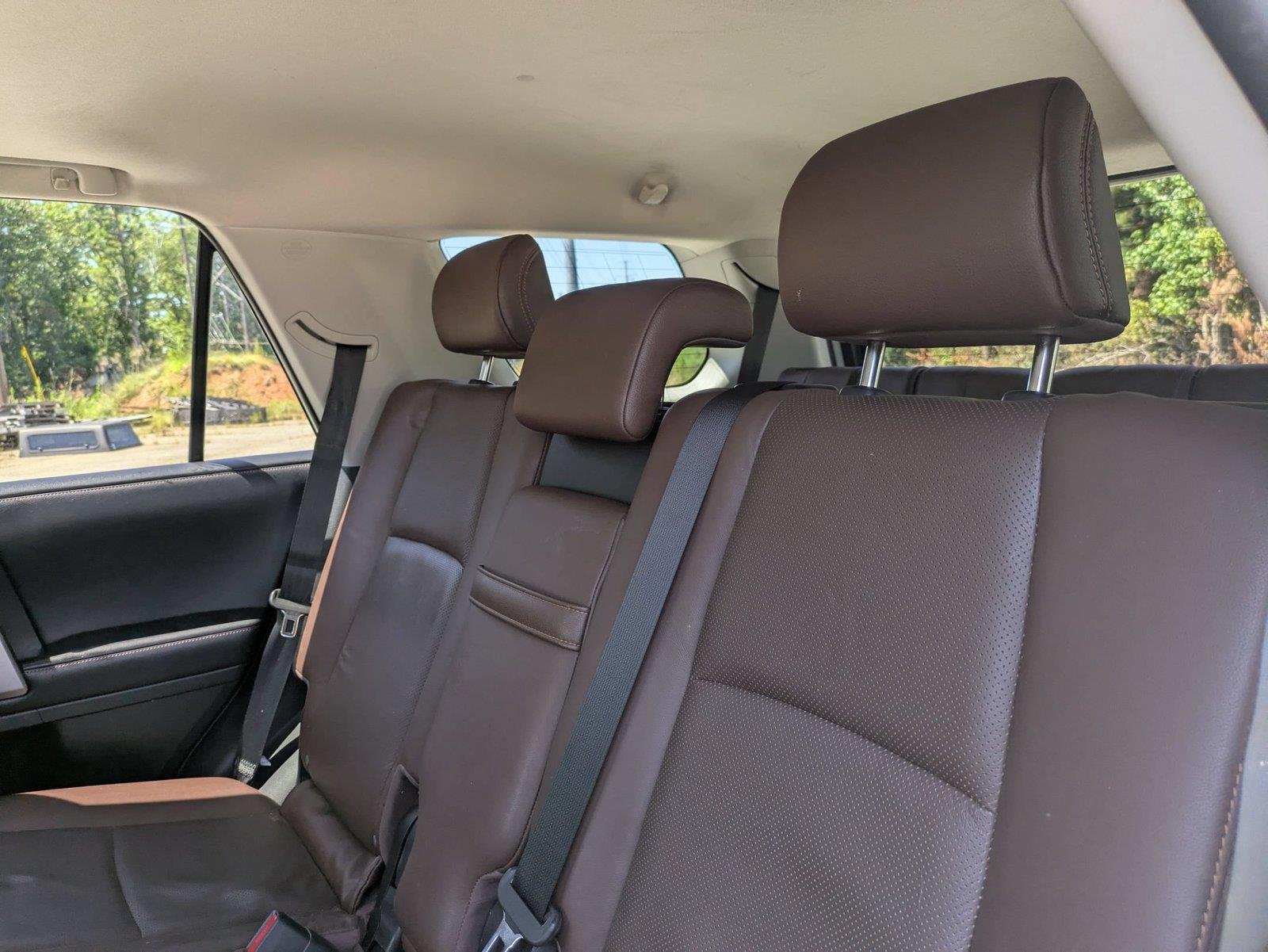 Used 2019 Blizzard Pearl Toyota Limited image 9