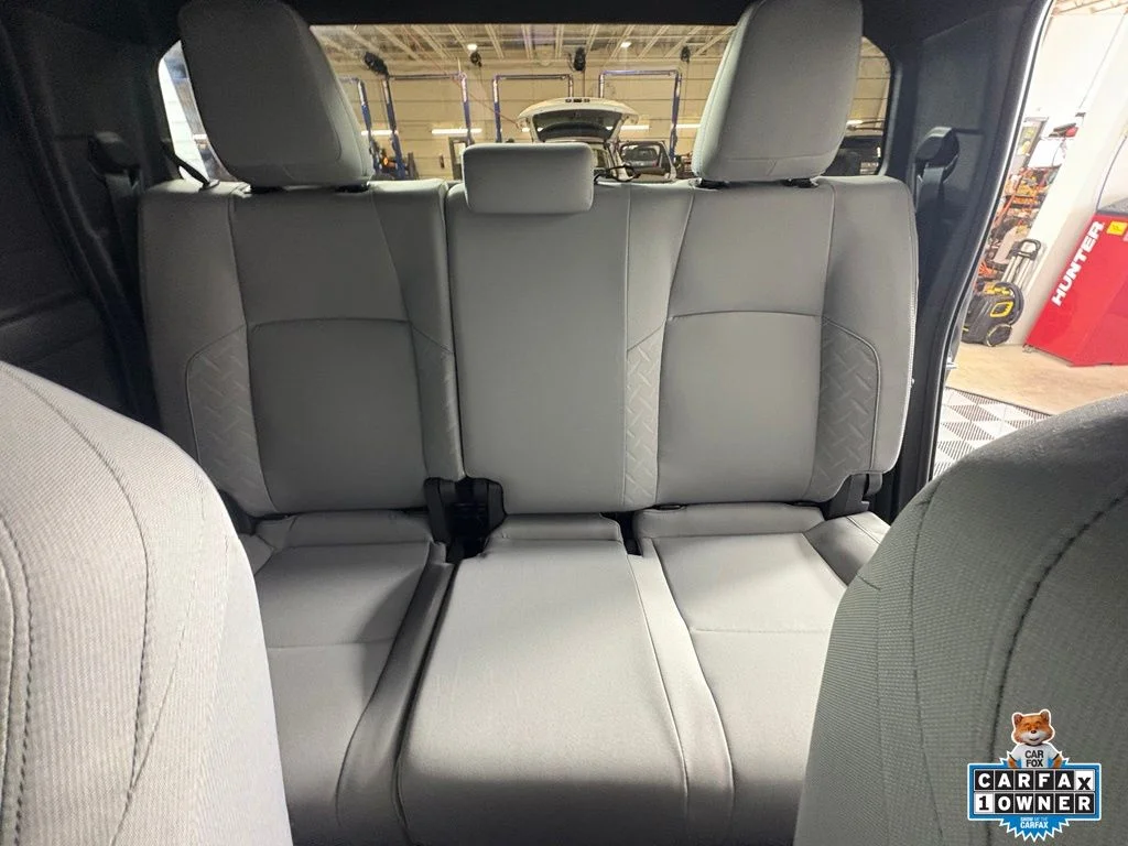 Used 2025  Toyota SR5 image 27