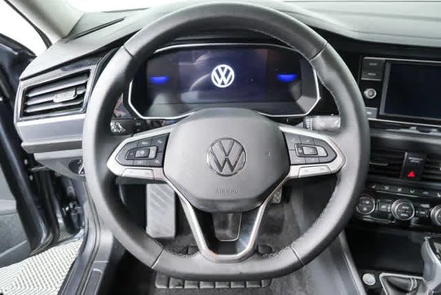 Certified Used 2024 Platinum Gray Metallic Volkswagen SE image 9