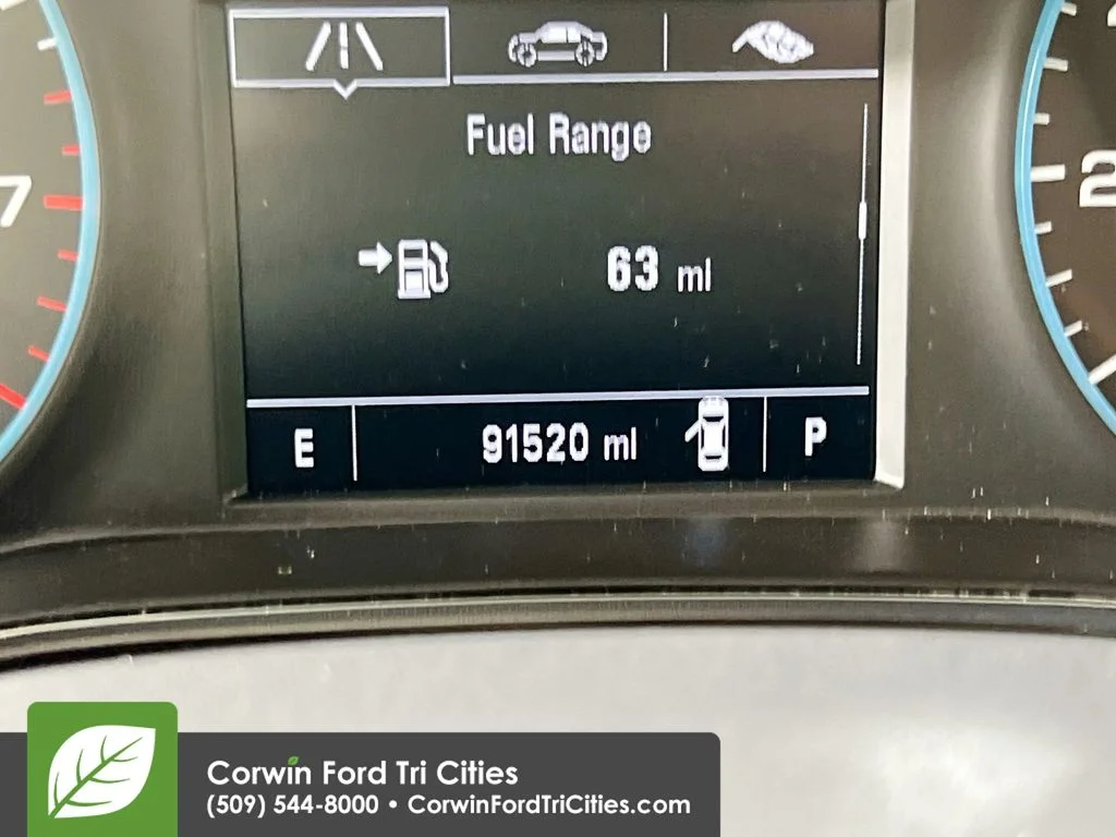 Used 2018 Chevrolet Cruze Premier with VIN 1G1BF5SM5J7182512 for sale in Pasco, WA
