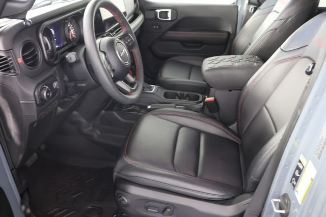 Used 2024 Anvil Clear Coat Jeep Rubicon X image 19