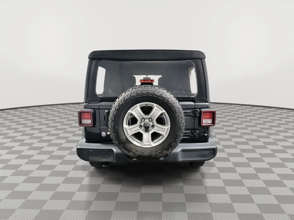 Used 2018 Black Jeep Unlimited Sport S image 7