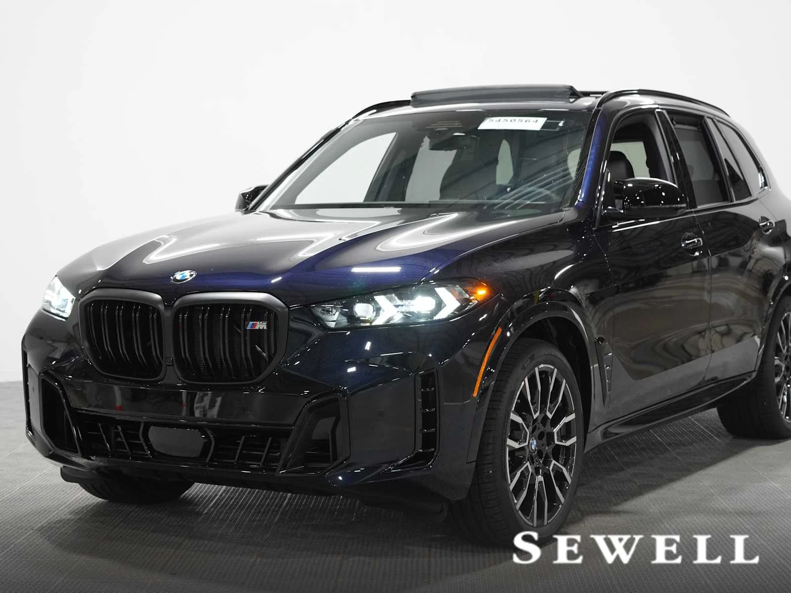 2026 BMW X5 M60i