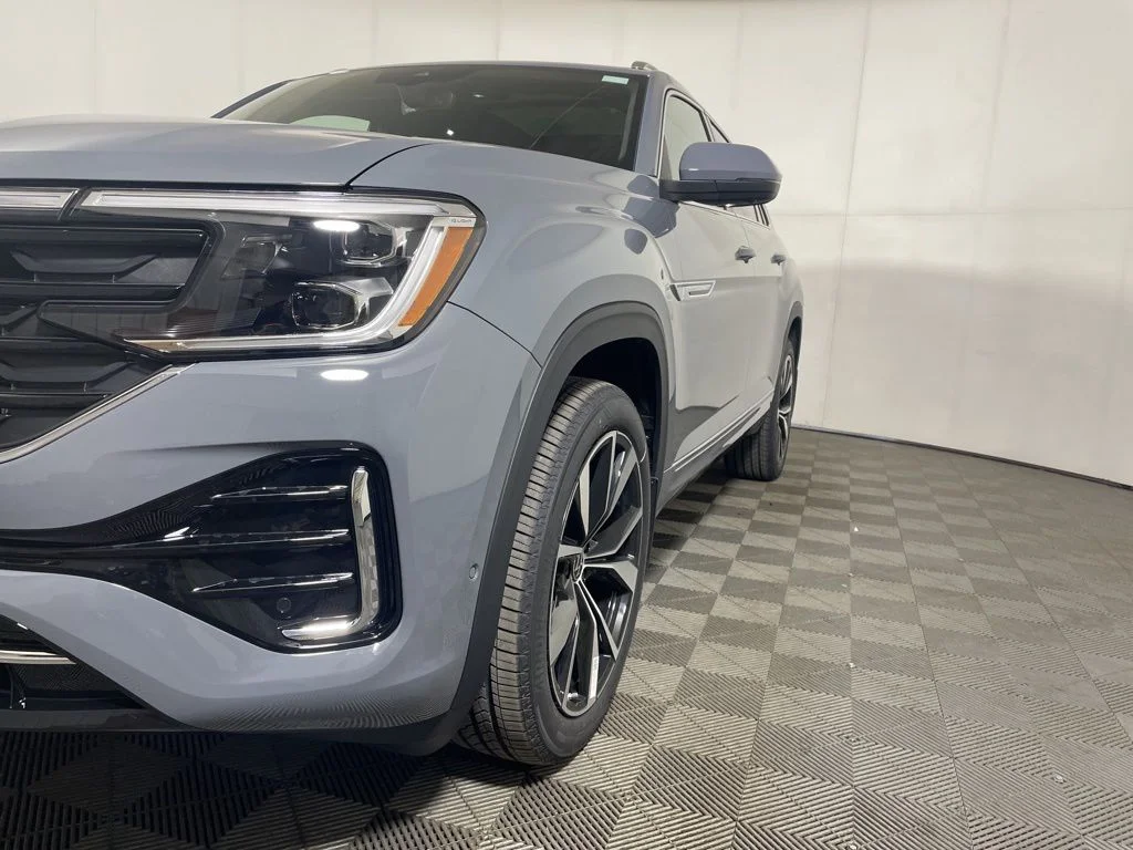 2026 Volkswagen Atlas Cross Sport SEL Premium R-LINE - Photo 26