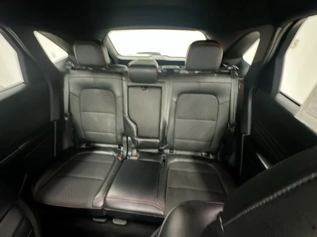 Used 2023 Silver Ford ST-Line image 25